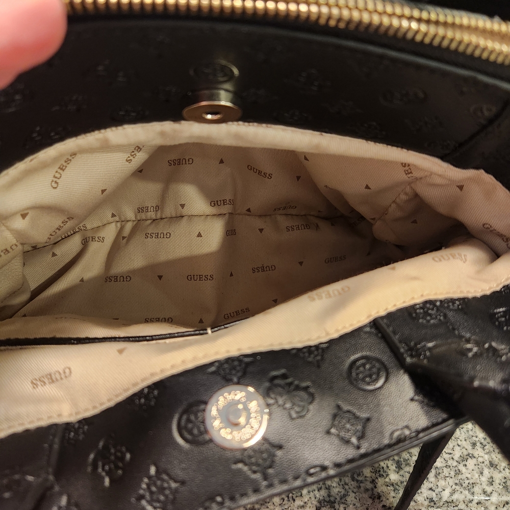 GUESS Black Embossed Women's Handbag - Picture 8 of 12